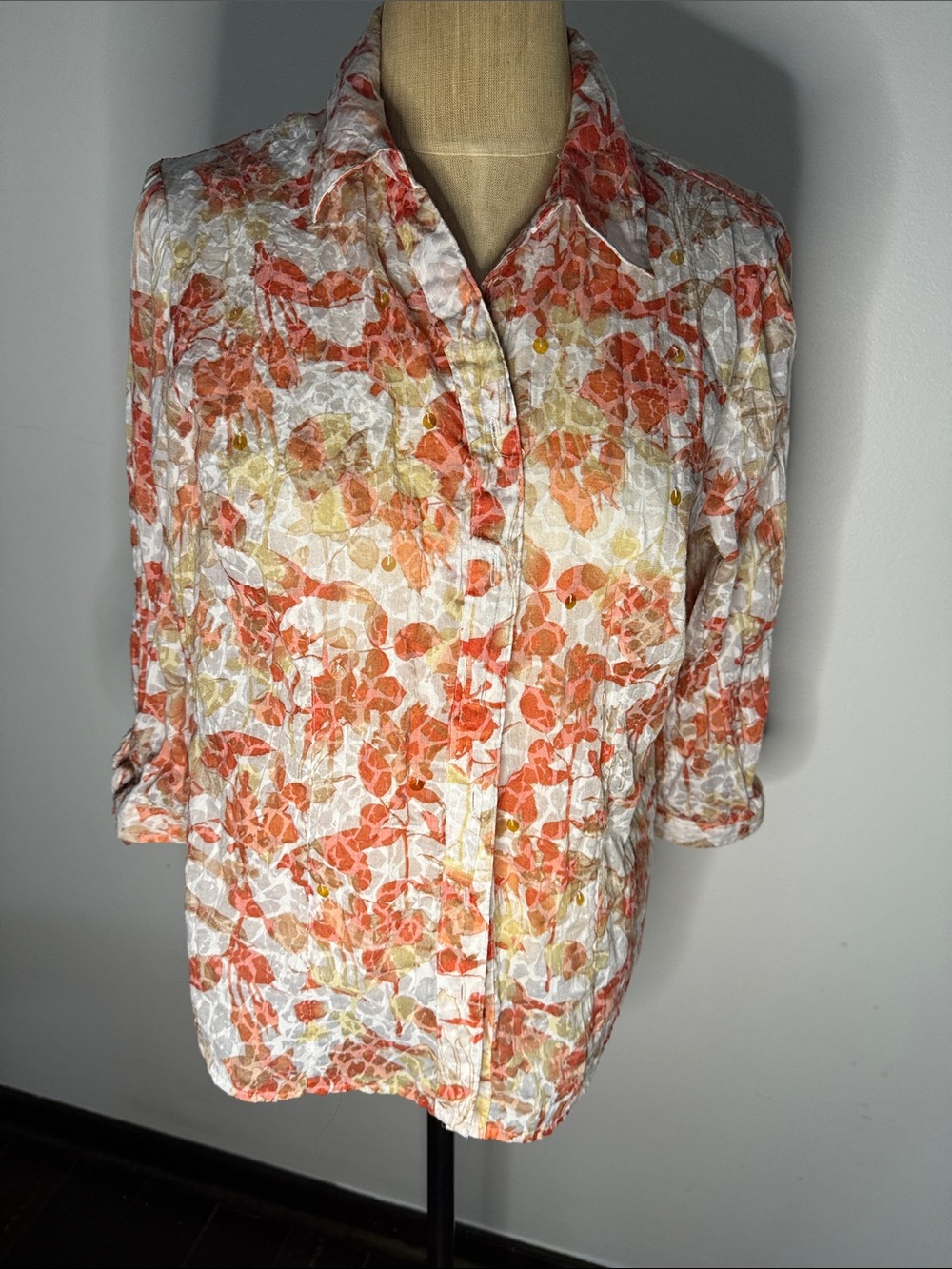 Women's Orange Floral Button-Front Blouse